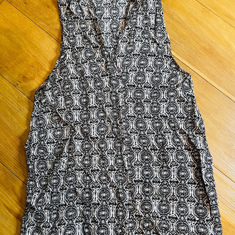 Rose & Thyme sleeveless pattern top-100% rayon